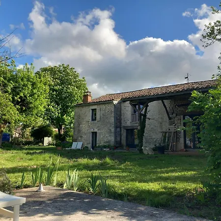 La Maison Au Frene 3*